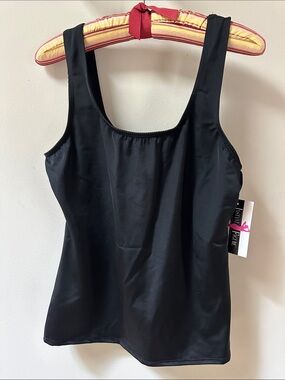 Black Women's Swimwear Tankini Top - Comfortable Scoop Neck Performance Tank